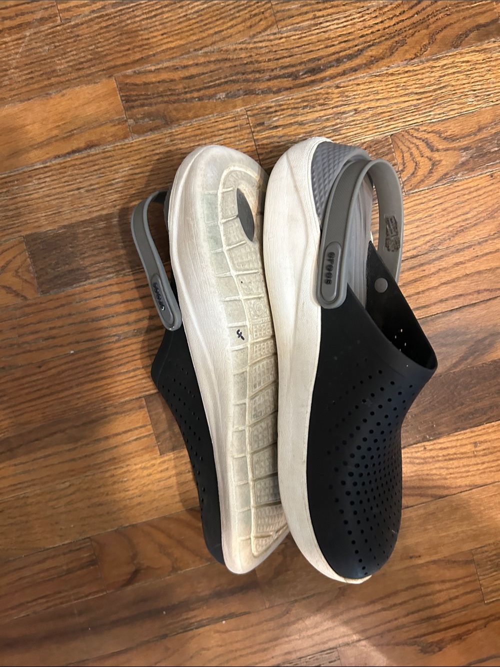 CROCS Navy and Light Gray Classic Clog Sandals - Picture 6 of 7